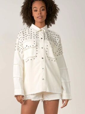 Elan White Distressed Denim Jacket with Stud Details Sz M